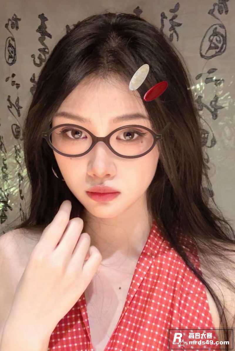 成都商学院大四学姐 相关图片5