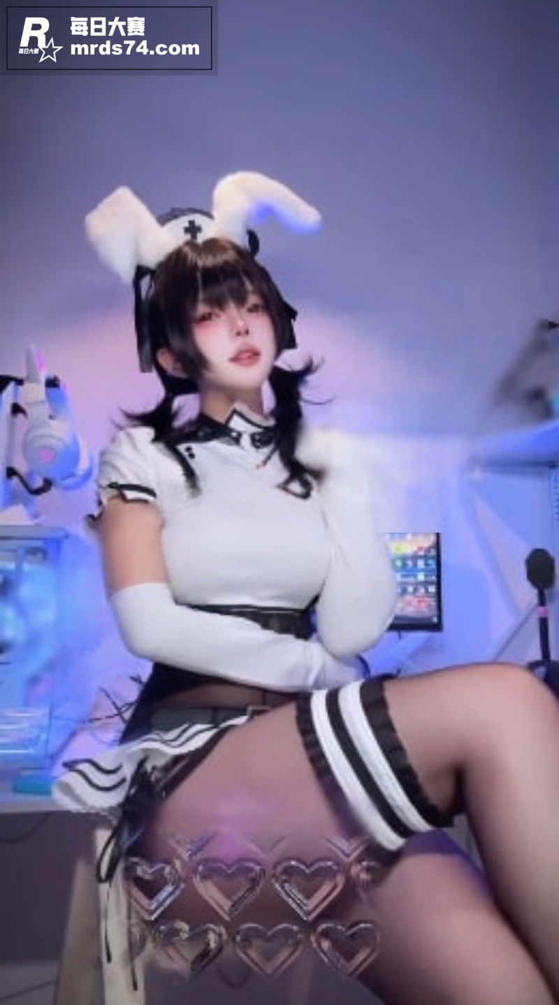ivy抖音风混剪 椅相关图片8