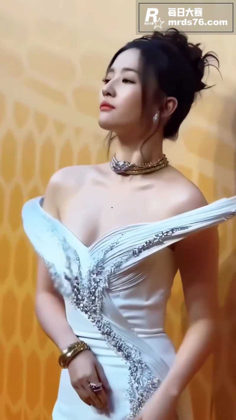 AI脱衣顶级人气女星相关图片8