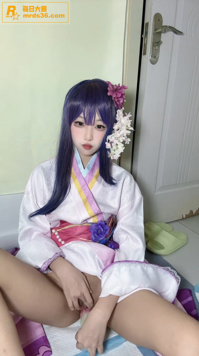 推特网红萝莉 神探狸相关图片3