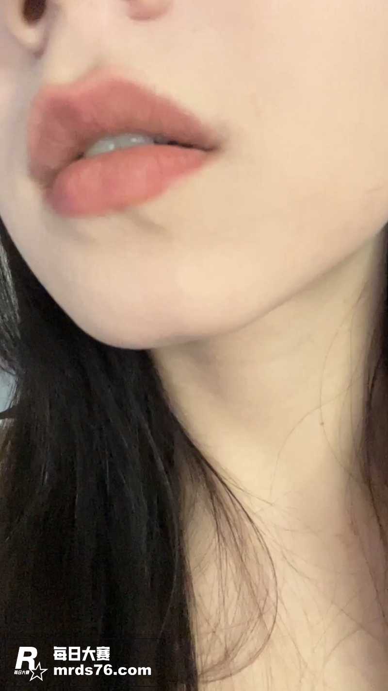另类原创反差美女 李相关图片1