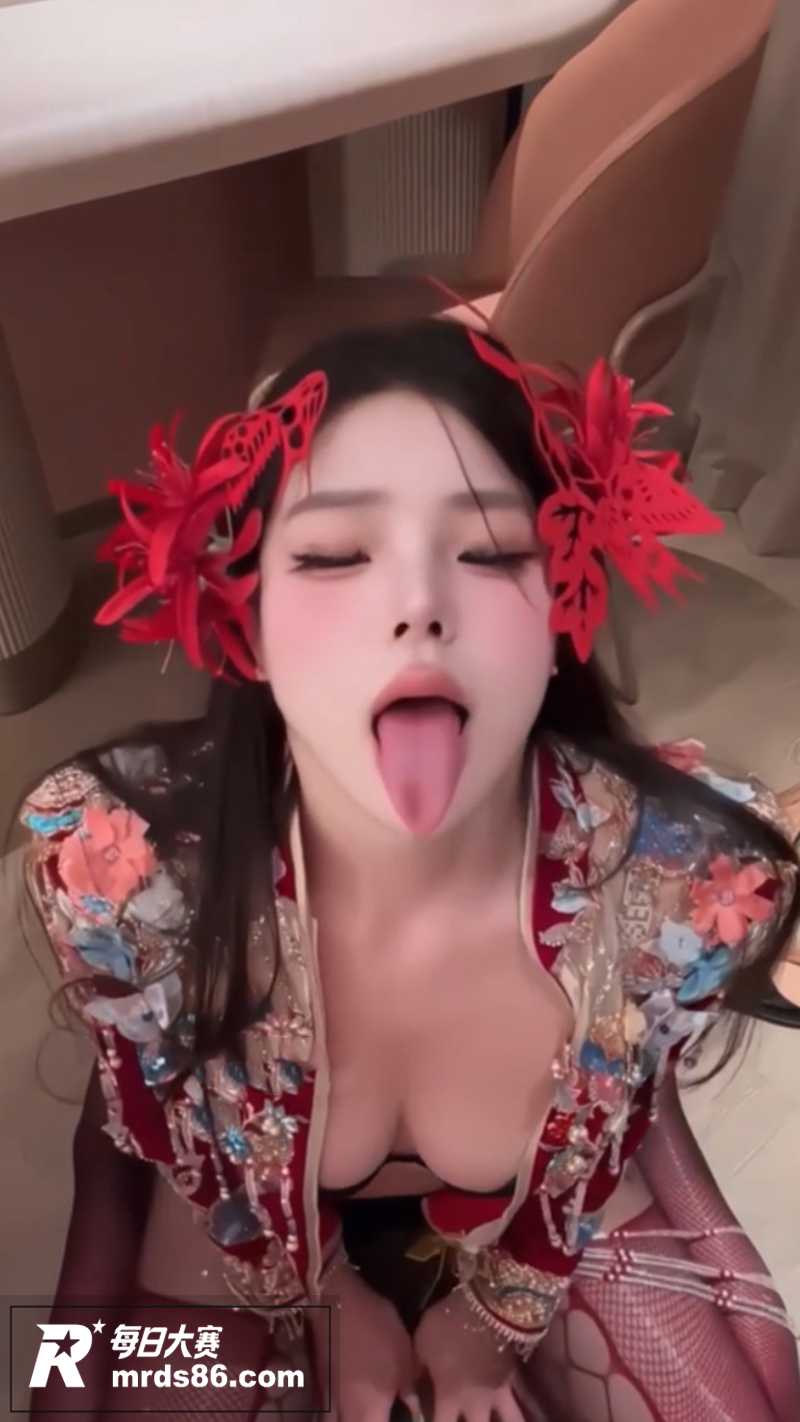 抖音百万纯欲女神 小相关图片5