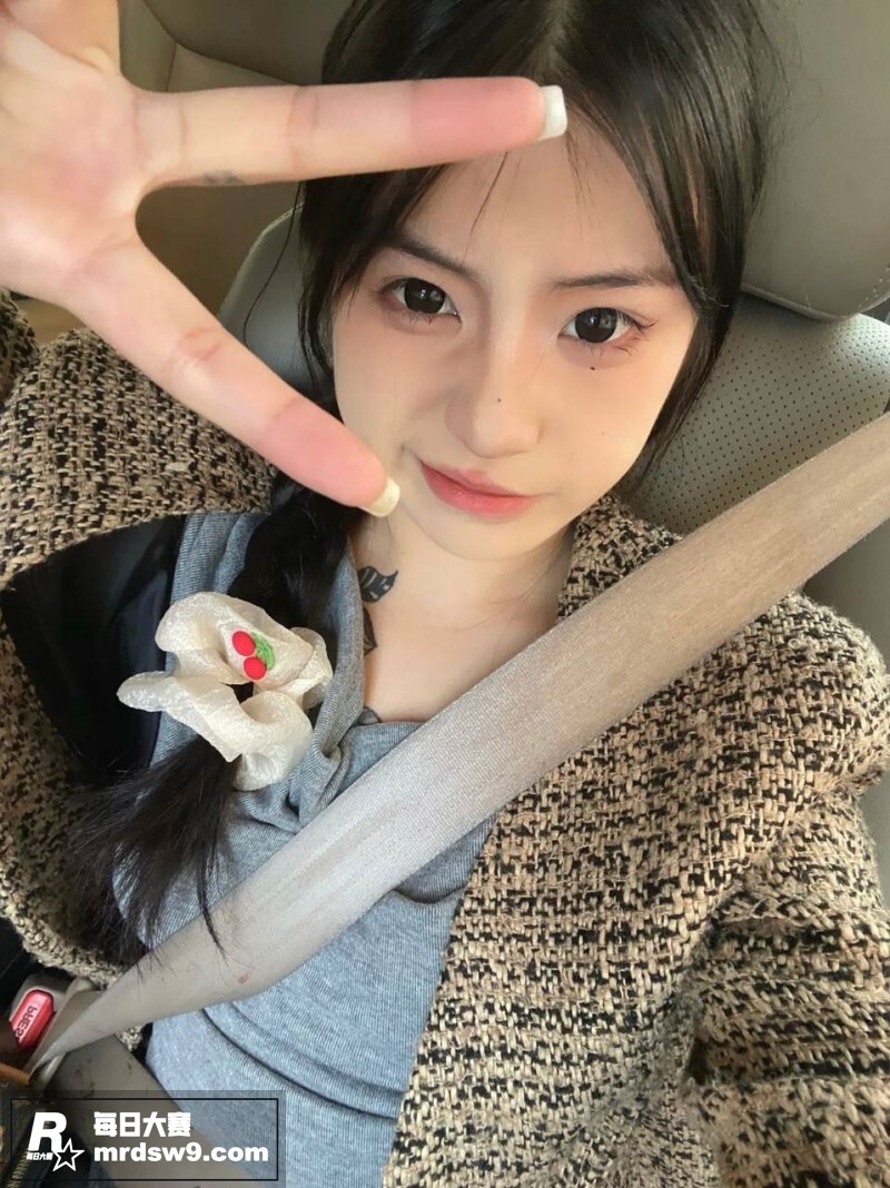 江西纹身反差小太妹 相关图片2