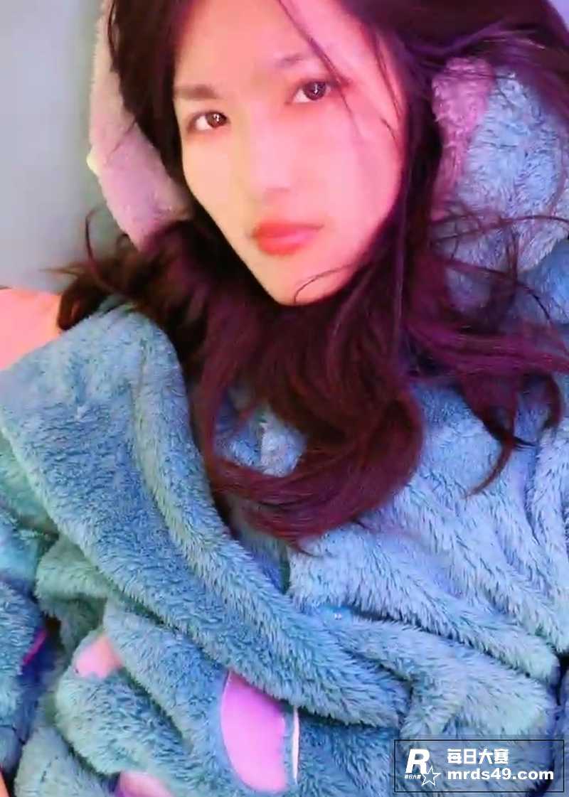 高颜值美少女 长腿妹相关图片1