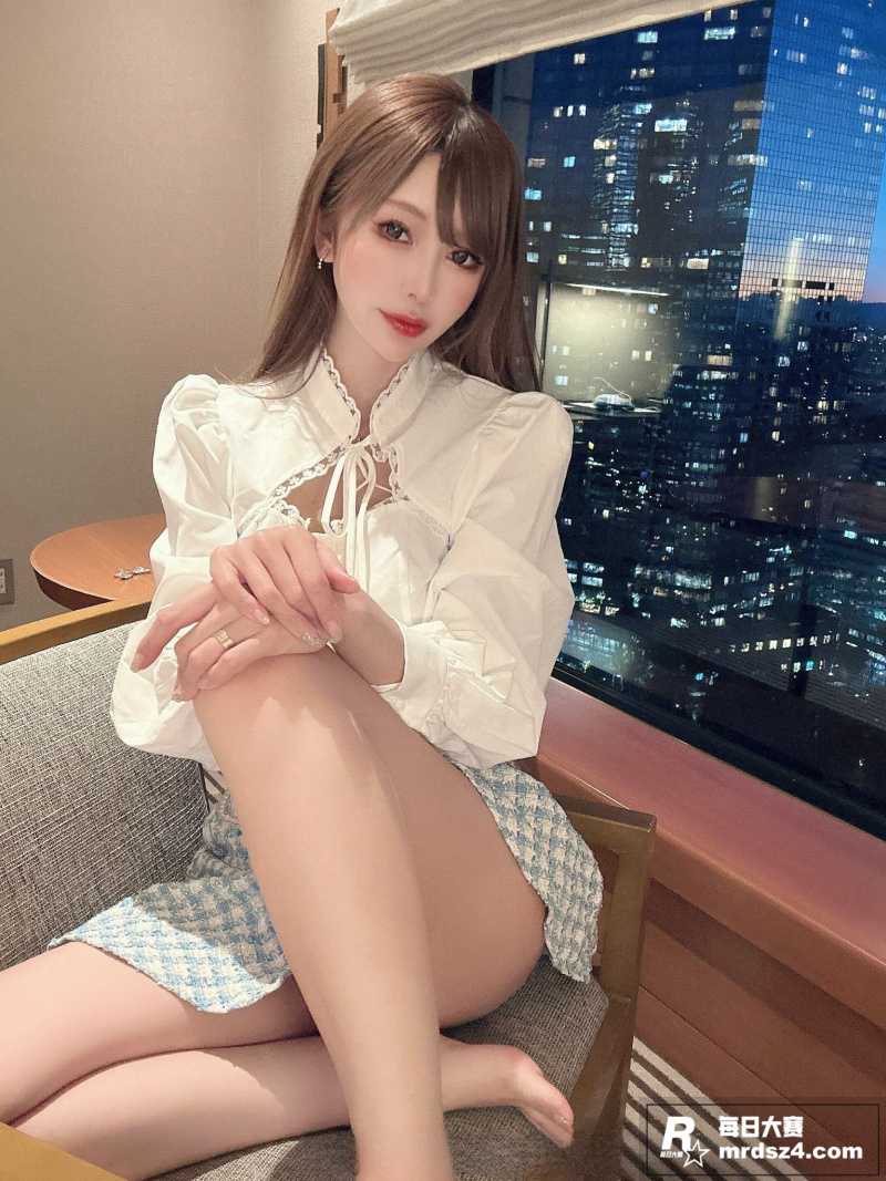 推特日本顶级白富美 相关图片1