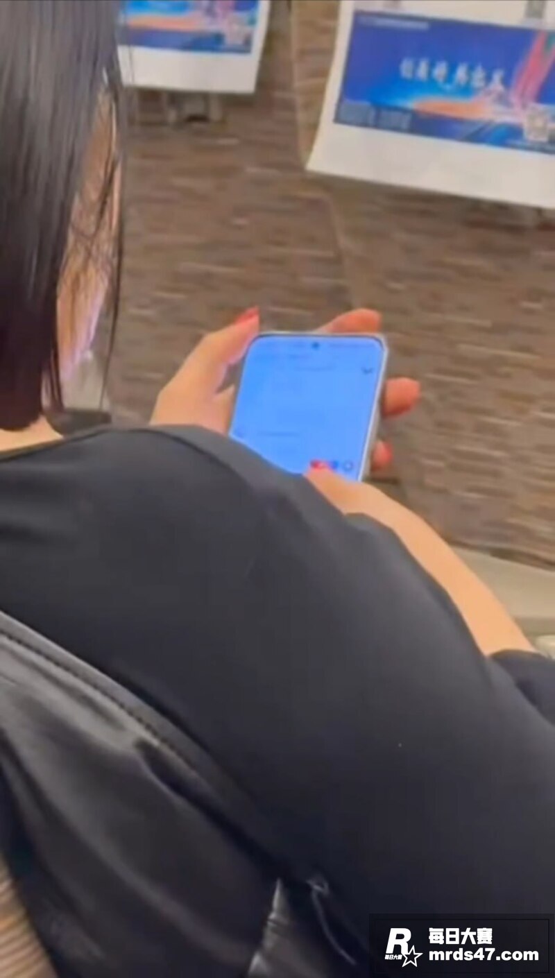 偷拍高铁外围女 从坐相关图片1
