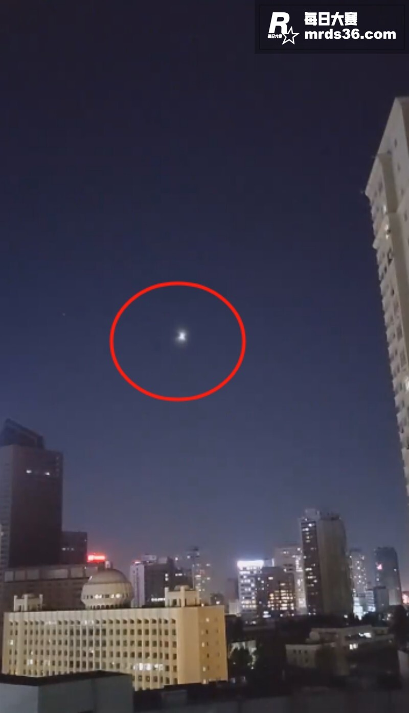 抖音热搜！新疆多地惊相关图片7