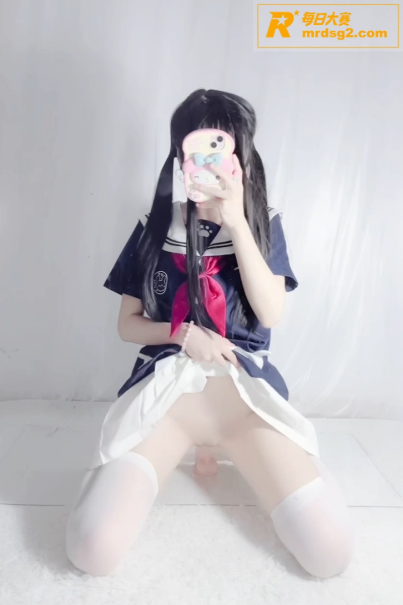 推特少萝福利姬 奈酱相关图片4