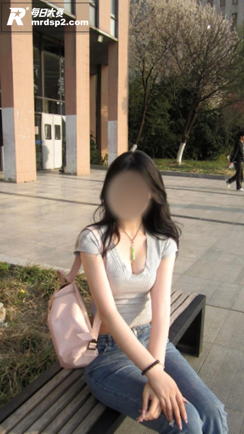 推特约炮大神 我的枪相关图片1