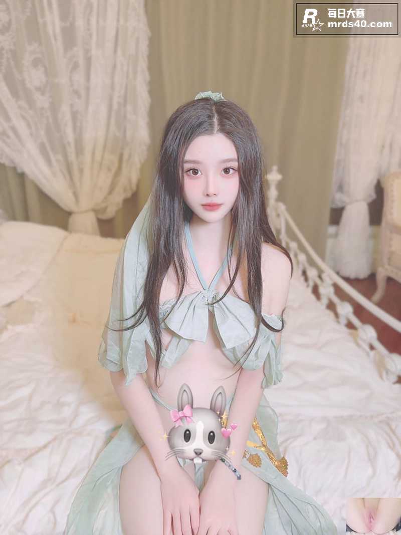 推特高颜值COS福利相关图片6