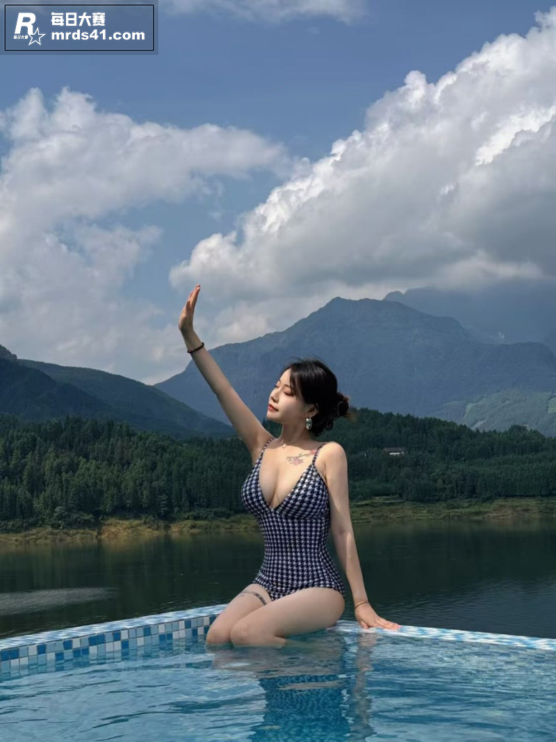 半糖极品女神 小奶猫相关图片1