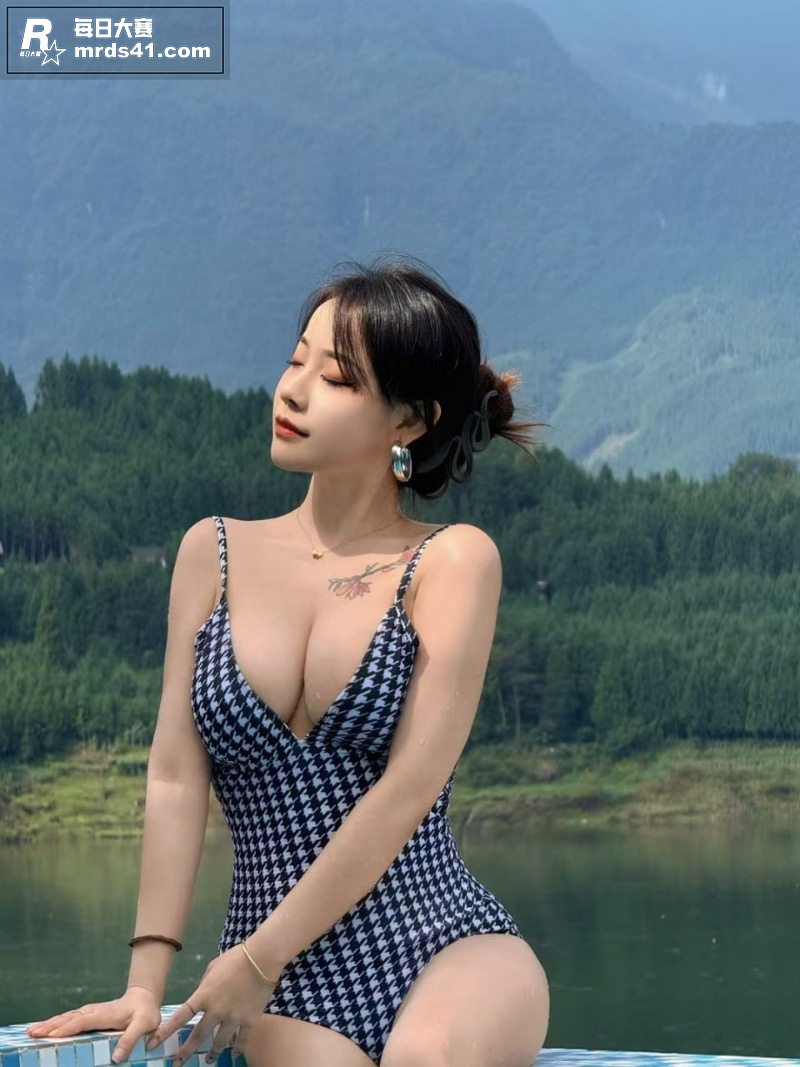 半糖极品女神 小奶猫相关图片2