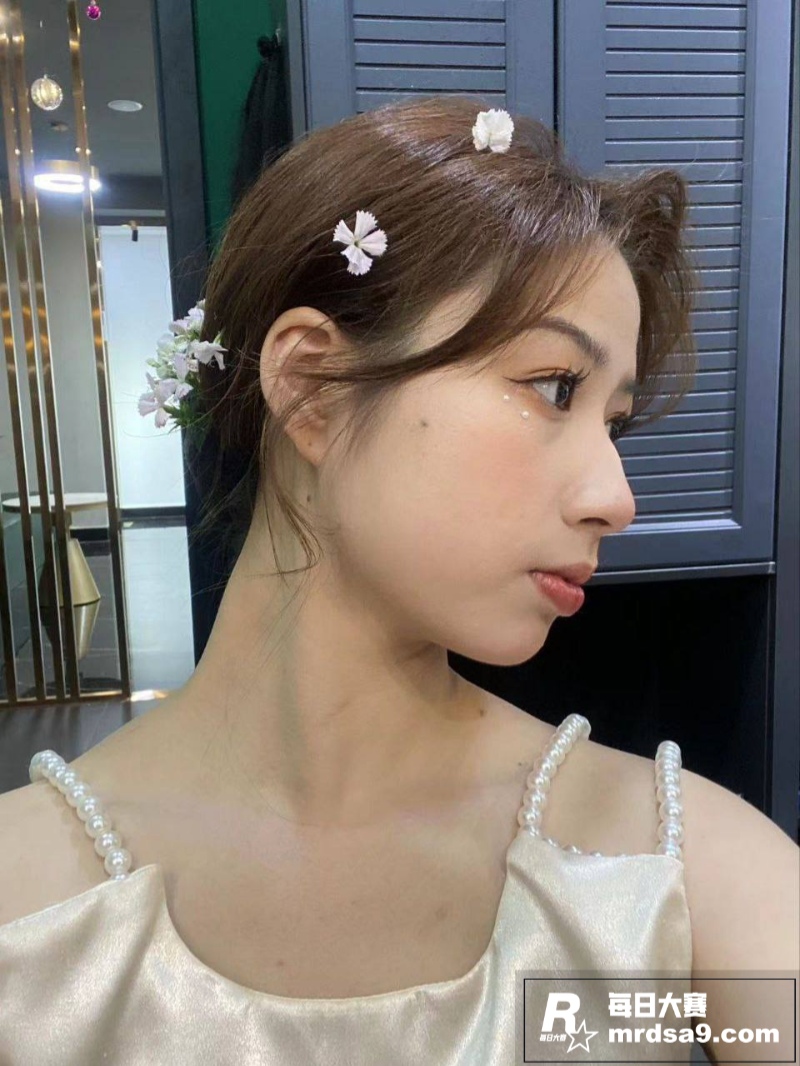 广州反差美女 周思琪相关图片3