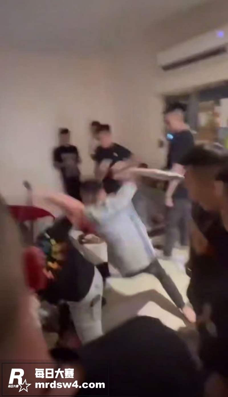 台湾美女网红主播14相关图片5