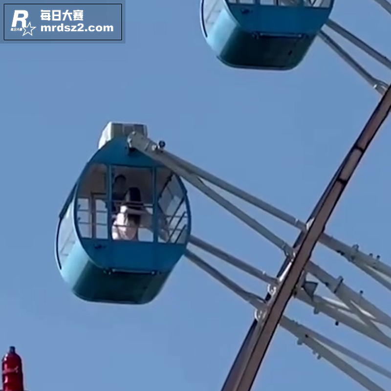 瓜友投稿 一情侣在摩相关图片2