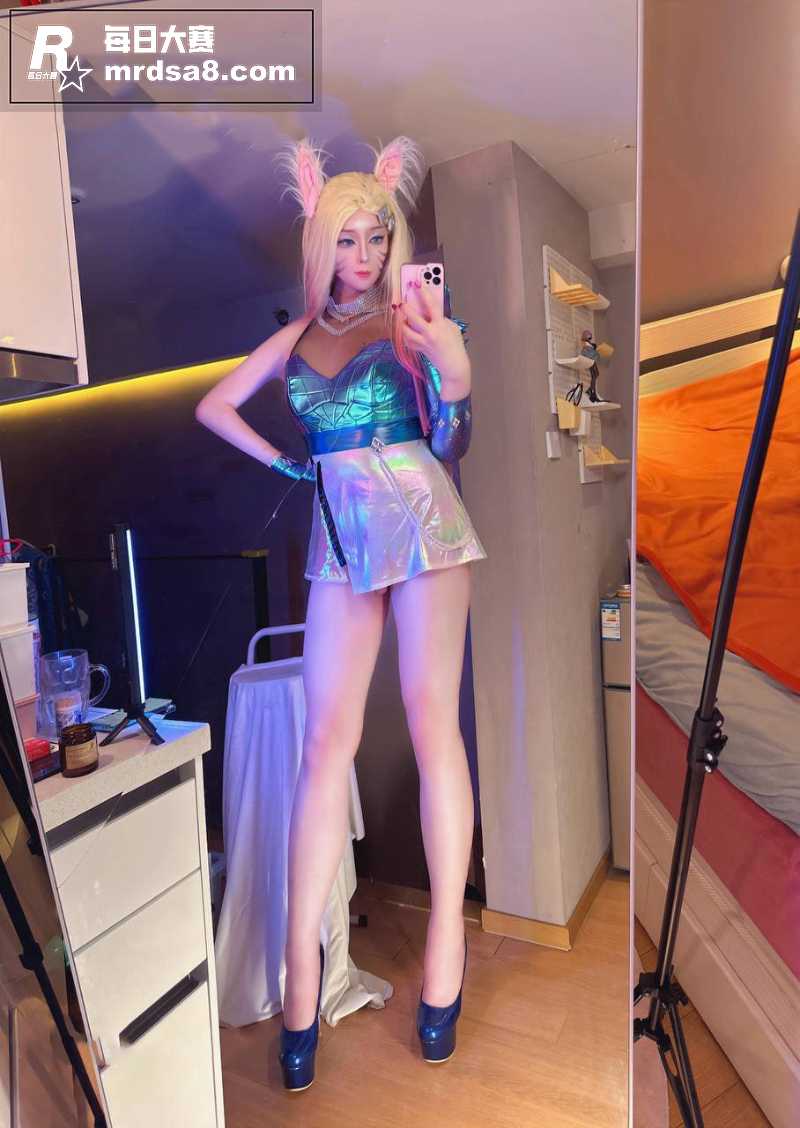 高颜值TS伪娘 丝芙相关图片4