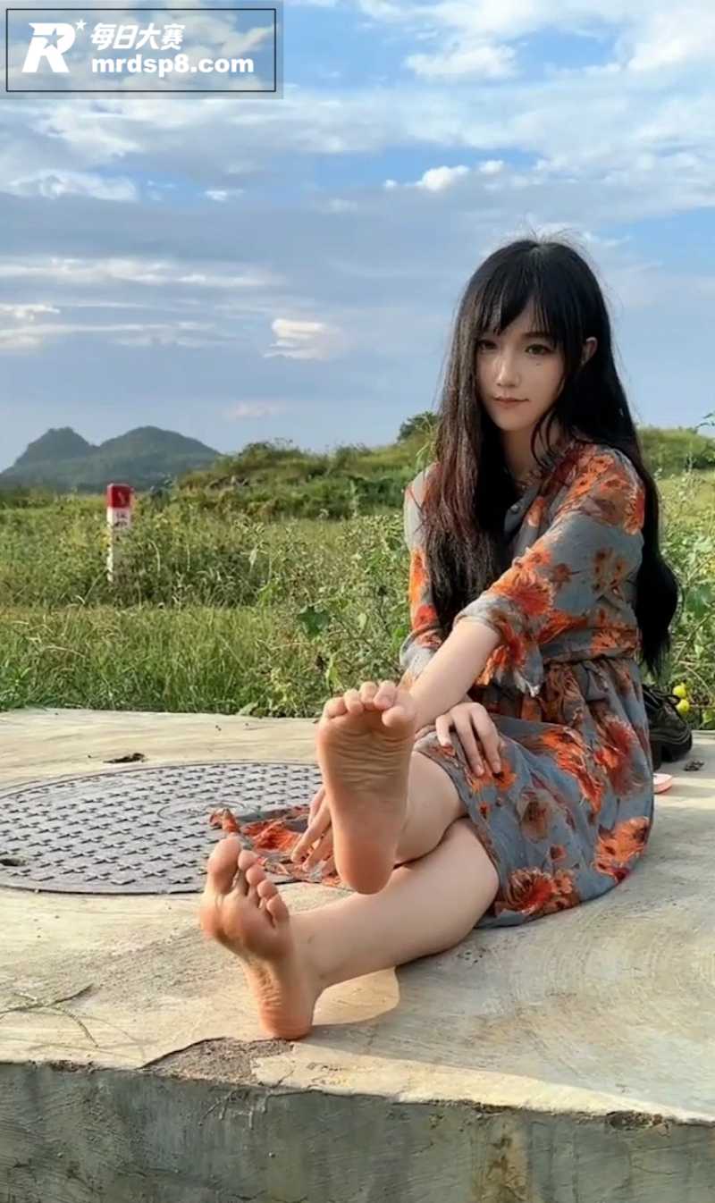 寸止红框挑战 女领导相关图片2