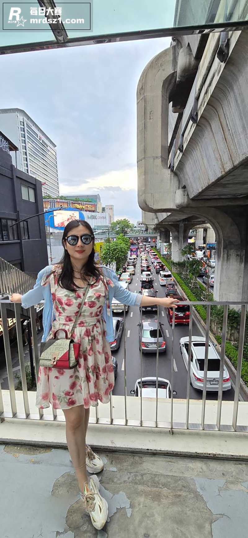 上海反差人妻少妇 雯相关图片10