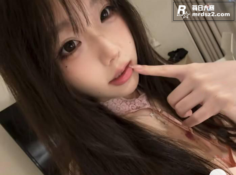 衢州高颜值反差小妹 相关图片10