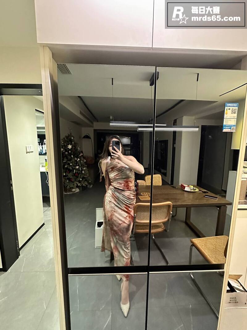 肉感淫荡人妻 刘欣怡相关图片7