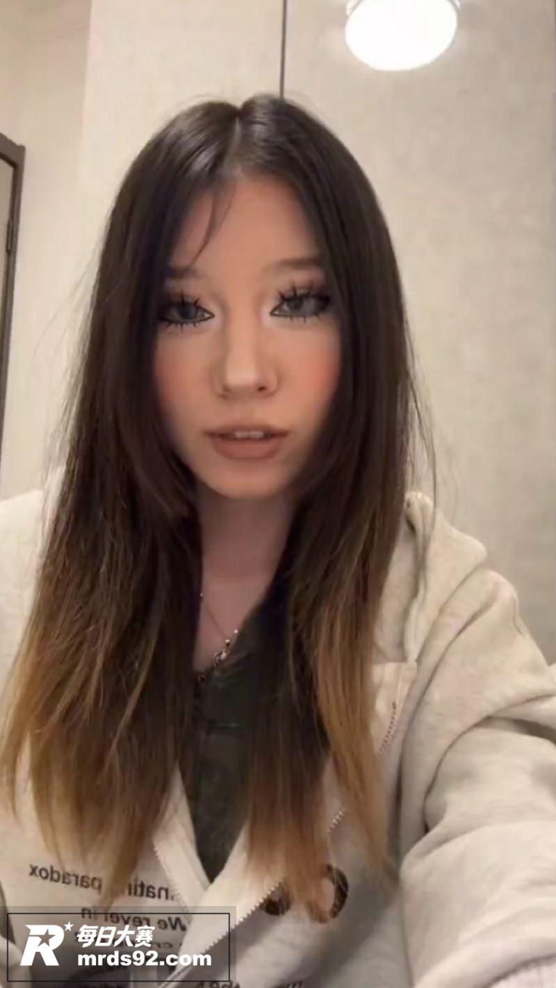 超性感欧美风巨乳女神相关图片2