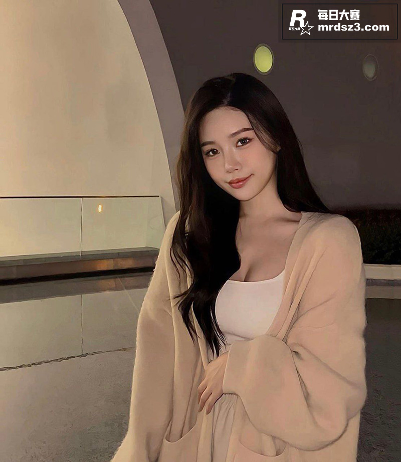 台湾顶级高颜值嫩妹 相关图片2