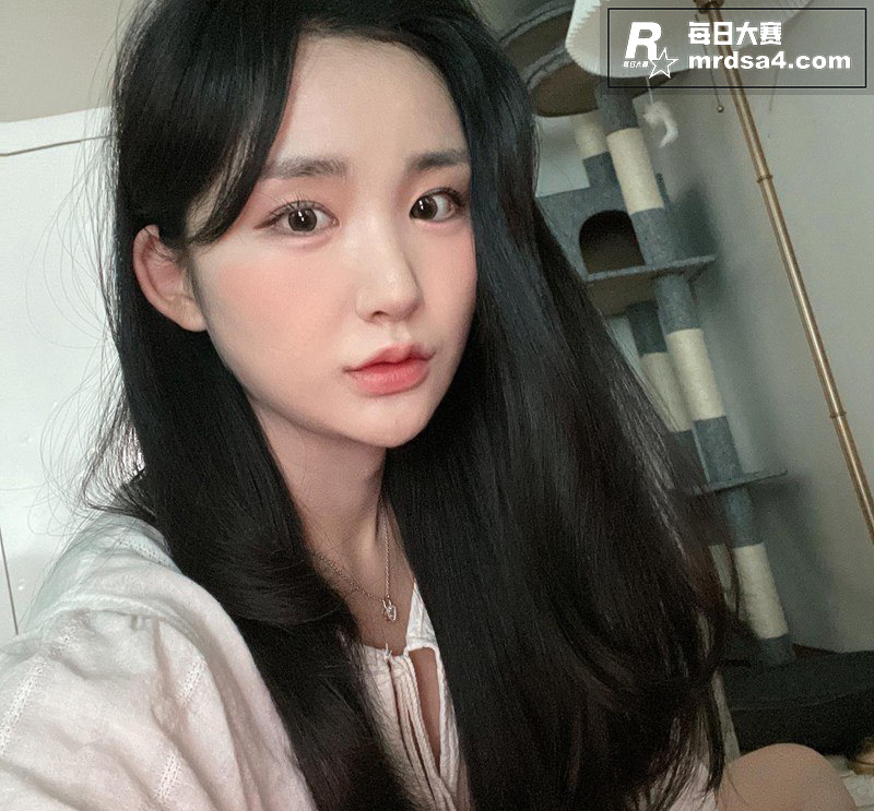 中韩混血高颜值女神 相关图片4
