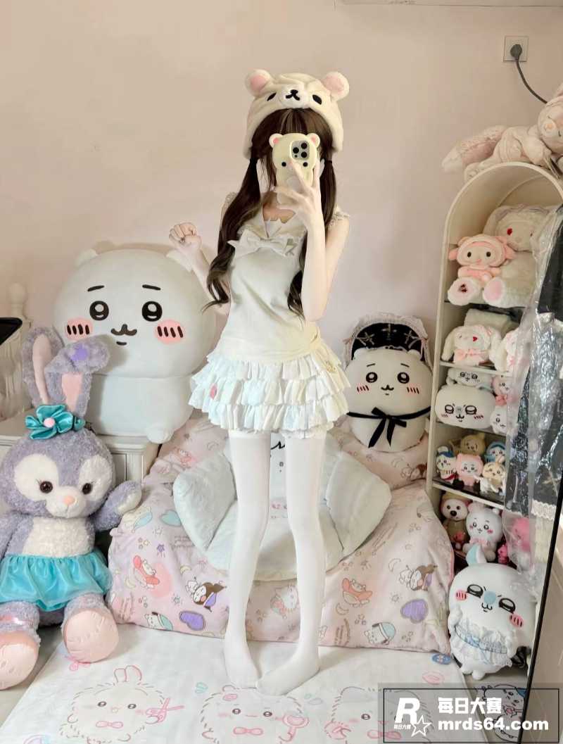 推特双马尾萝莉 困困相关图片4