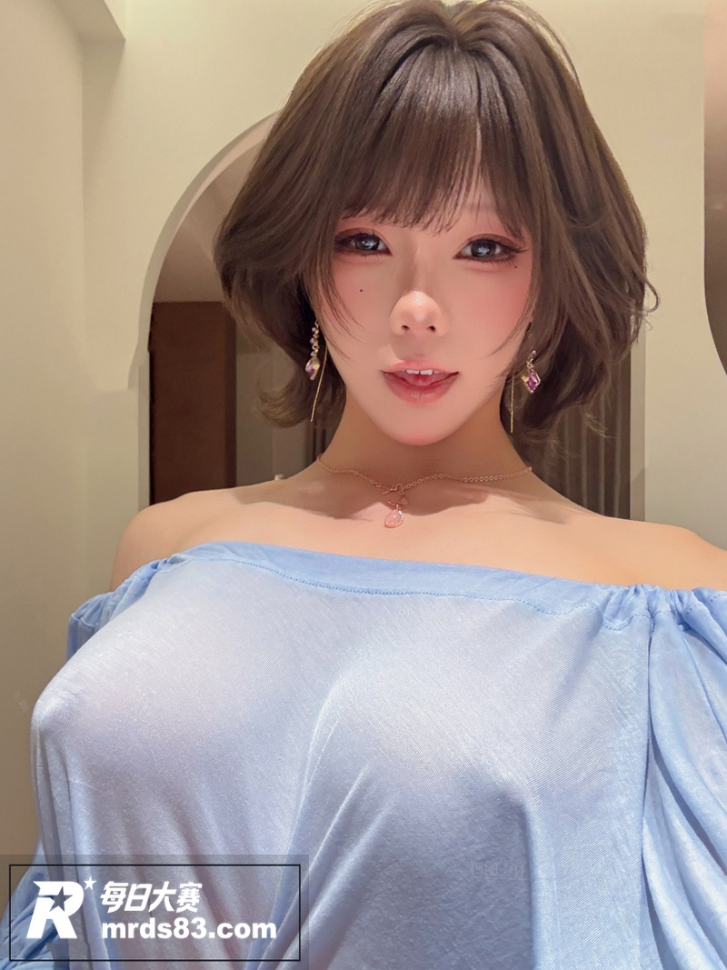 推特极品模特少女 Y相关图片7