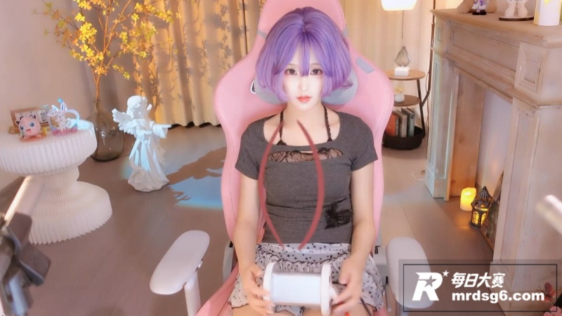 B站ASMR极品少女相关图片1