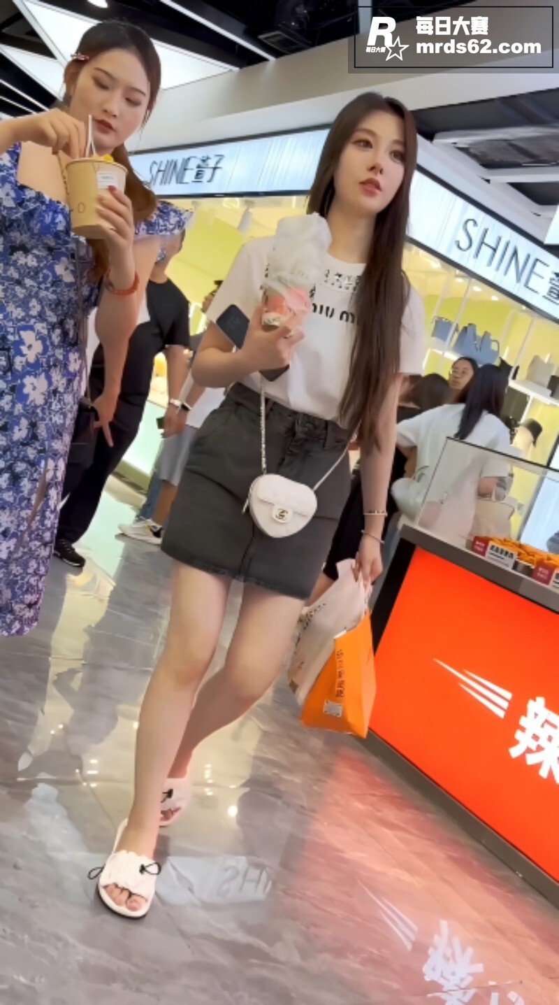 偷拍大神绝版视频合集相关图片6