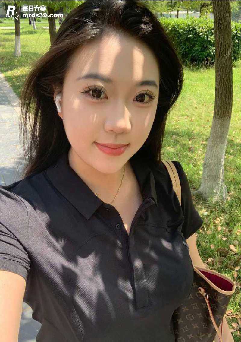 花椒直播极品女神 小相关图片2