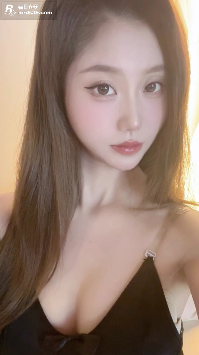 花椒直播极品女神 小相关图片4