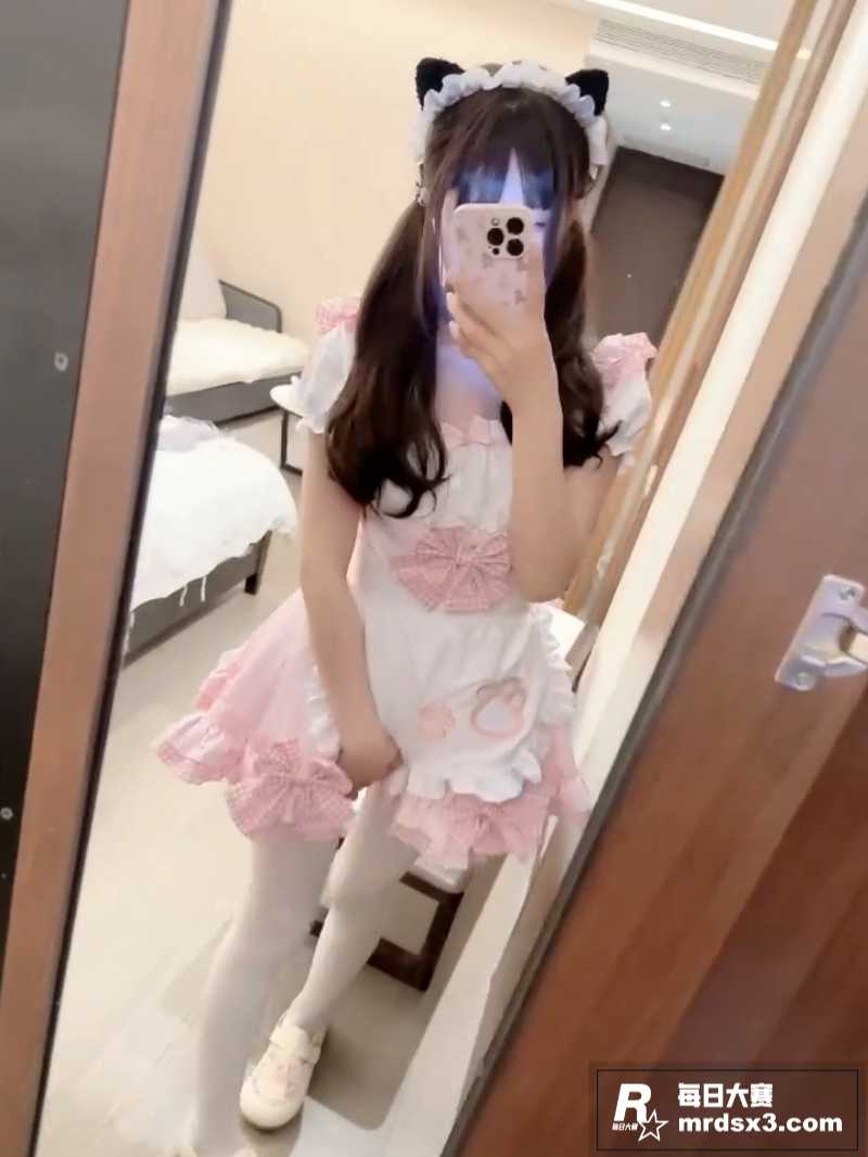 推特双马尾福利姬 小相关图片1