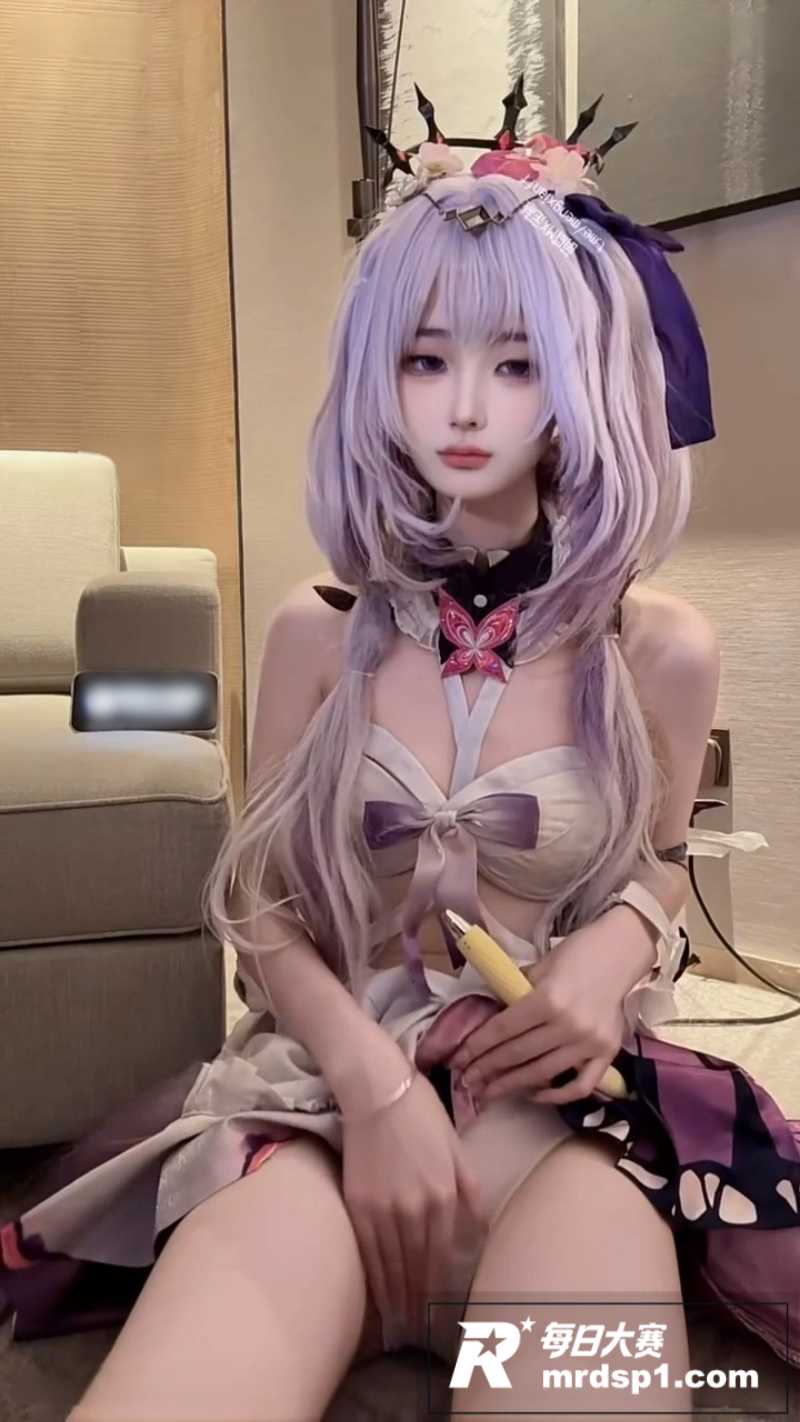 推特极品福利姬 季雨相关图片5