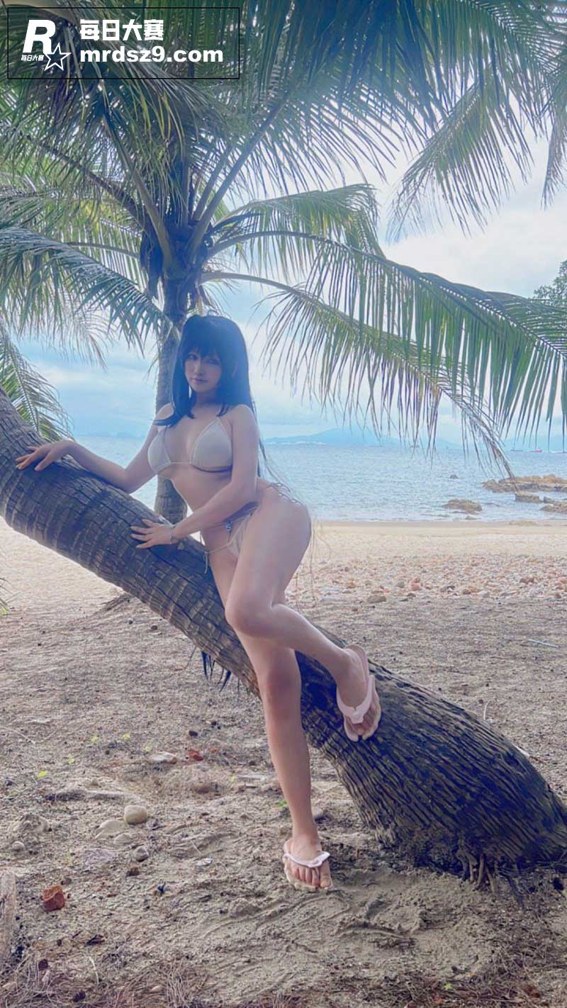 高颜值童颜巨乳福利姬相关图片11