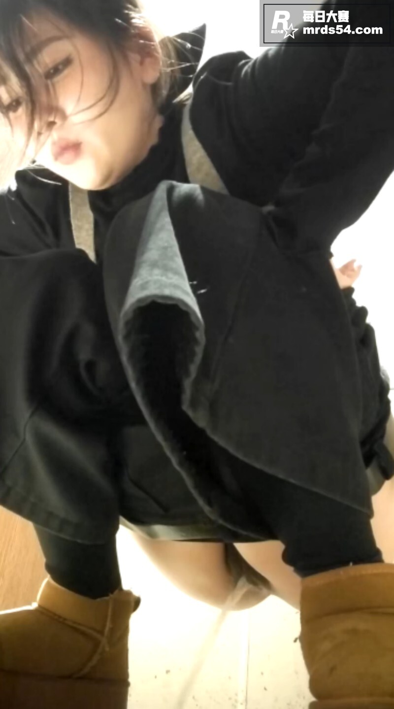 精选厕拍！北京三里屯相关图片10