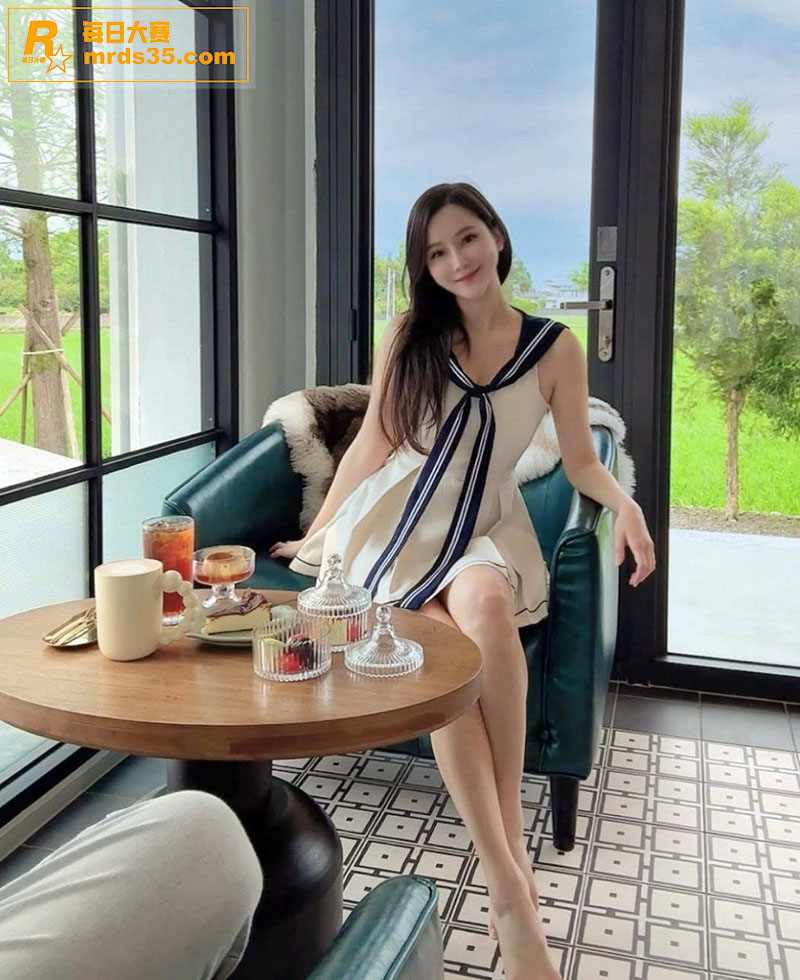 IG10万粉丝高颜值相关图片5