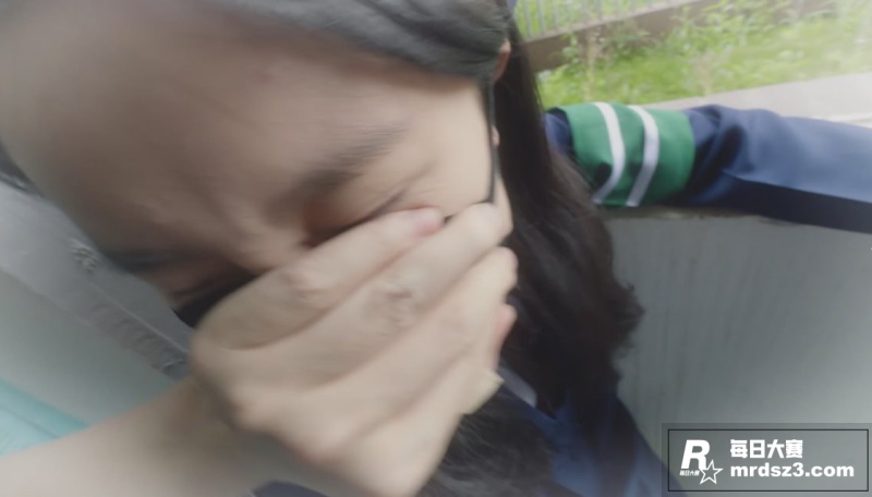 丝米定拍《女侦探的游相关图片1