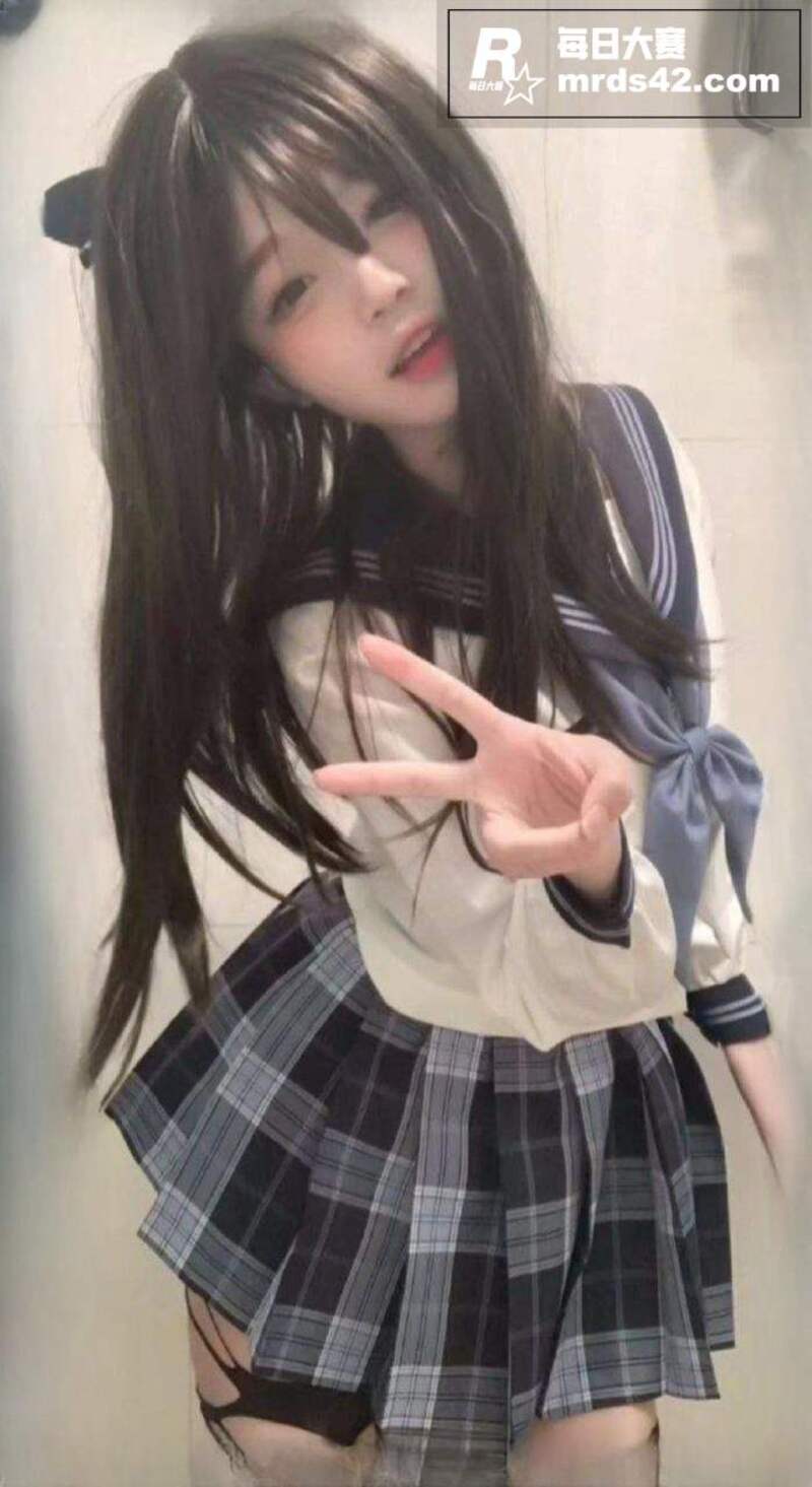 抖音萝莉网红 私拍福相关图片1