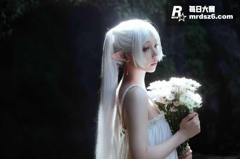 推特极品美艳TS伪娘相关图片3