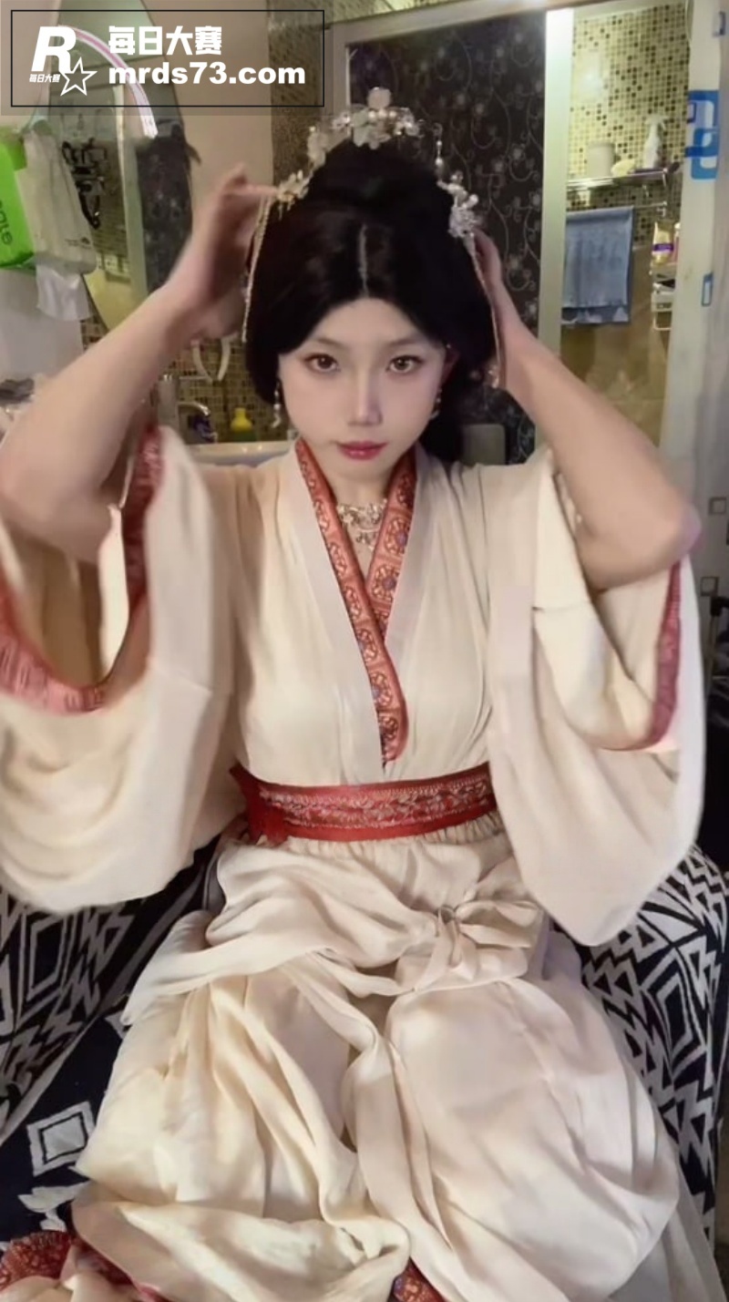 推特国产纯欲TS伪娘相关图片2