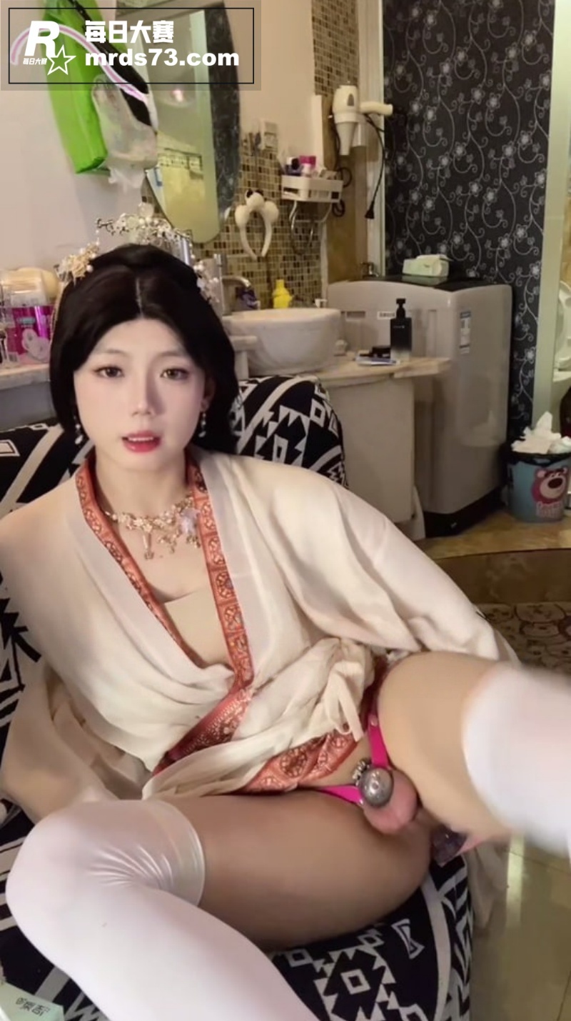 推特国产纯欲TS伪娘相关图片7