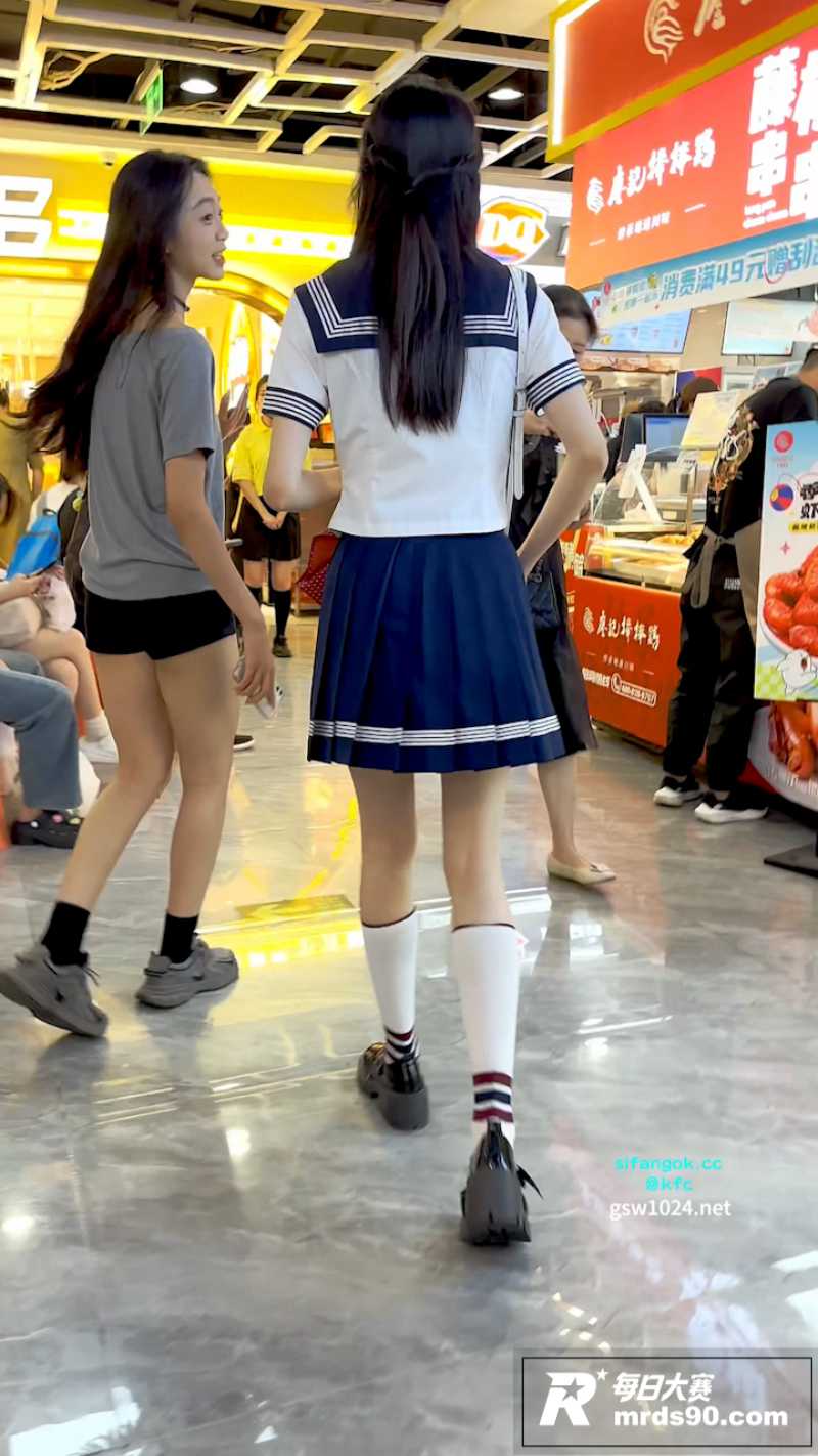 偷拍大神KFC 跟踪相关图片1