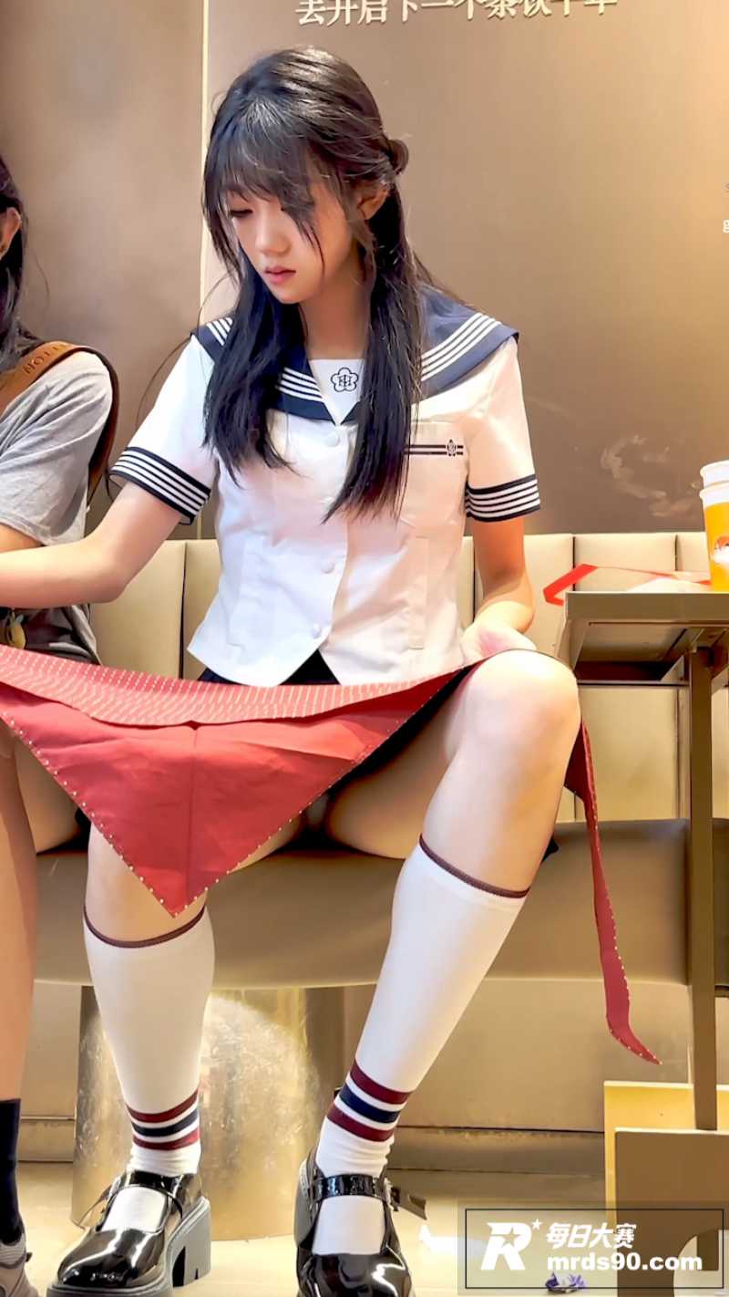 偷拍大神KFC 跟踪相关图片8