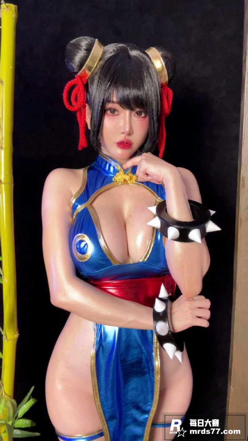 推特巨乳女神 Tin相关图片1