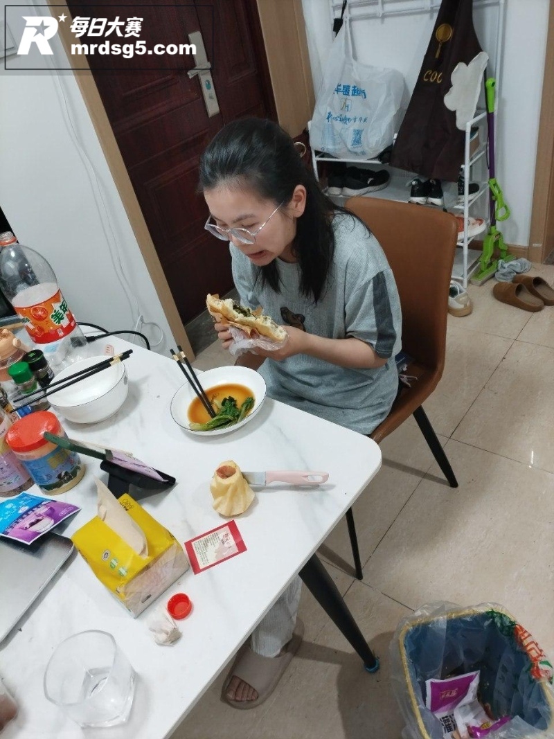 绍兴风骚人妻 曹溪月相关图片13
