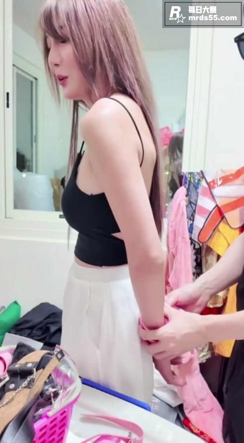 台湾巨乳女神 黎芷媗相关图片3