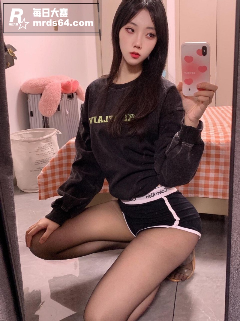 极品高颜值反差少女 相关图片2