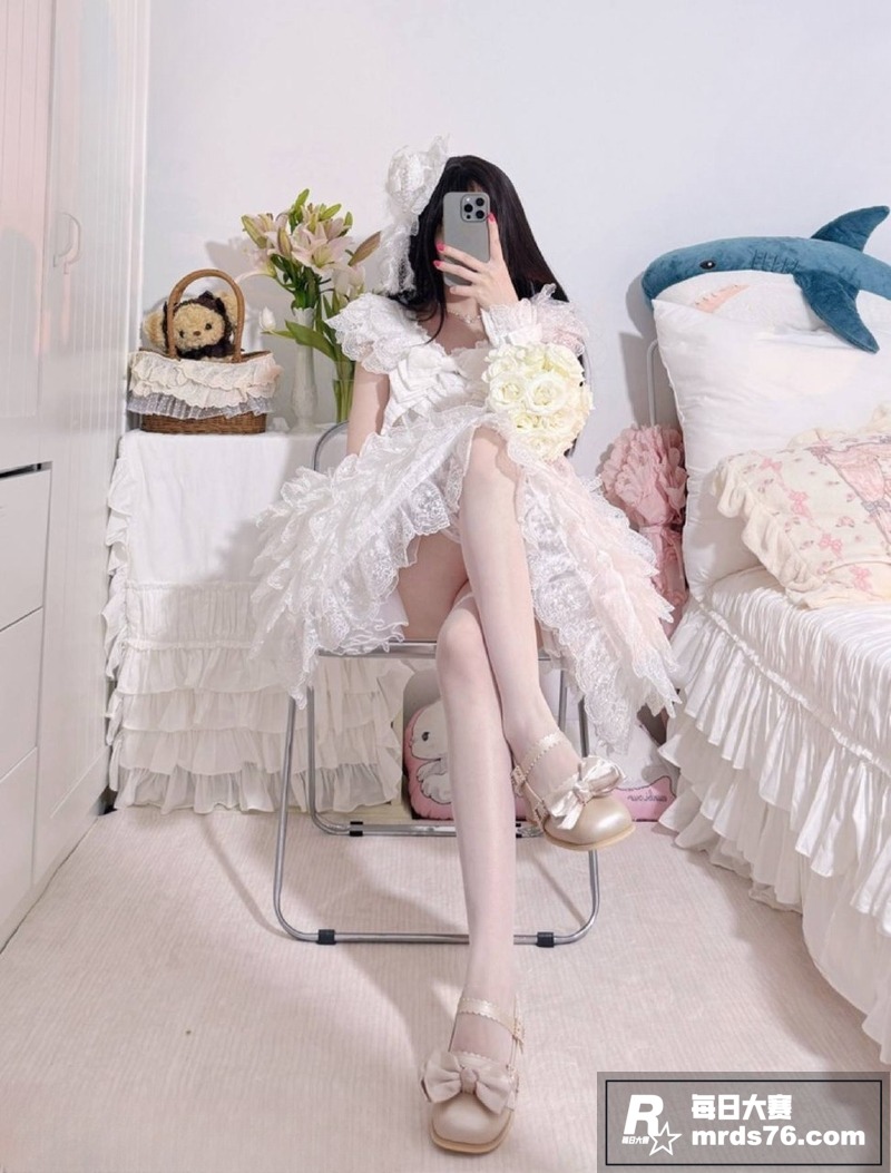 推特极品反差少女 仙相关图片1